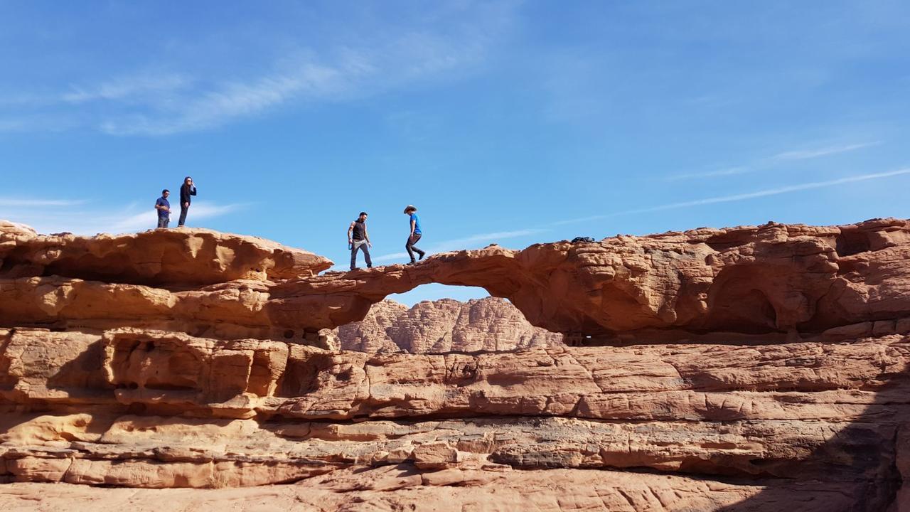 Wadi Rum Light Camp エクステリア 写真